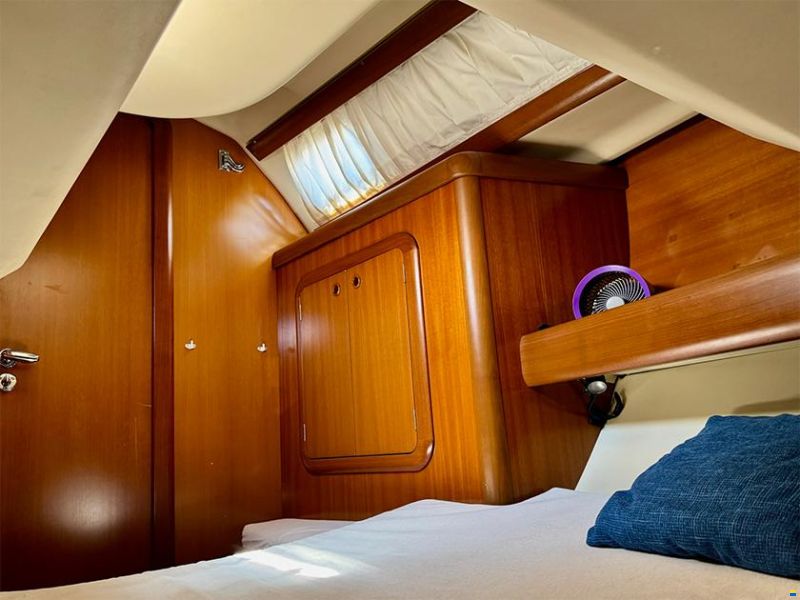 Grand Soleil 37