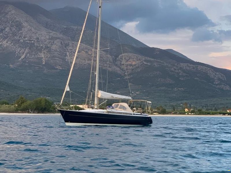 Grand Soleil 37