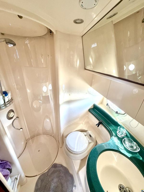 Azimut 46 Fly