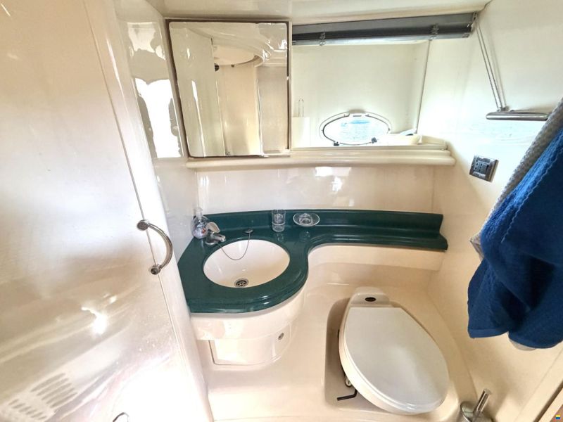 Azimut 46 Fly