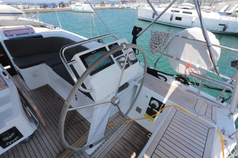 Hanse 455