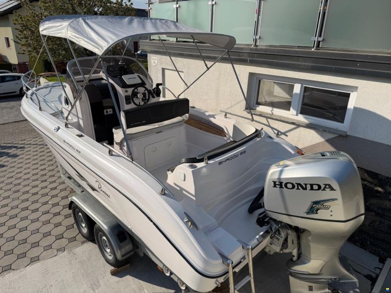 Ranieri Shadow 22