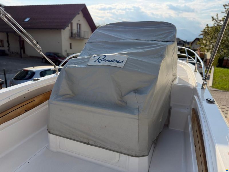 Ranieri Shadow 22