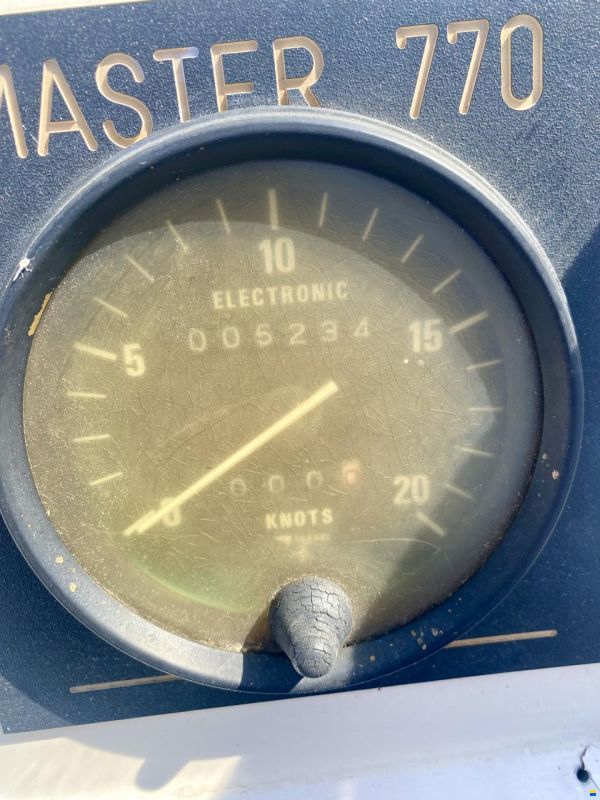 Master 770 TwinCab