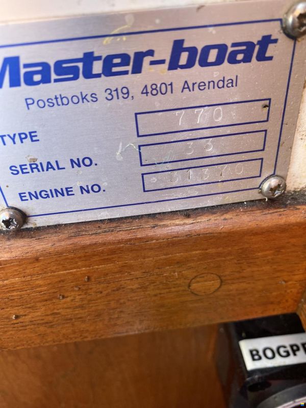 Master 770 TwinCab