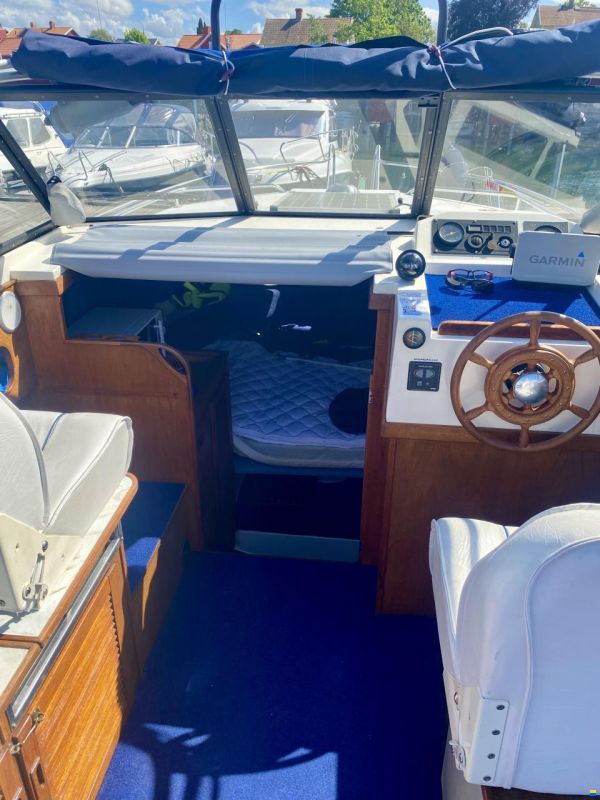 Master 770 TwinCab