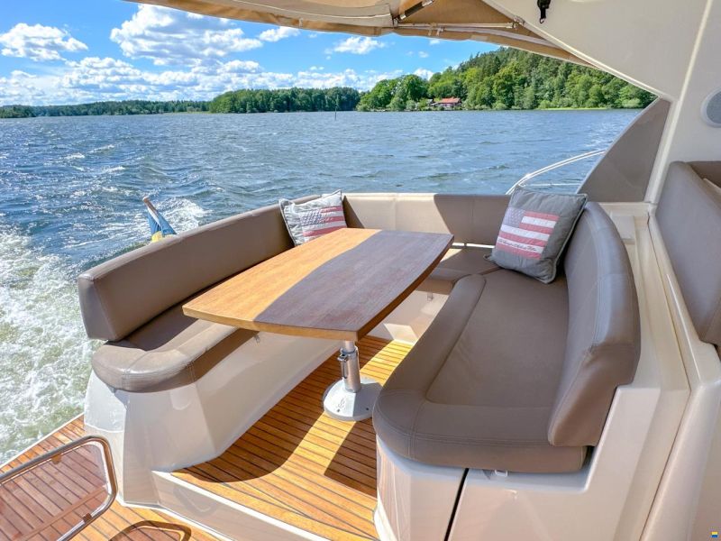 Prestige 390S