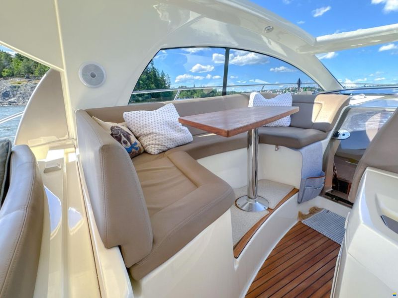 Prestige 390S