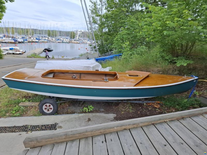 Classic Original Wooden Snipe Dinghy