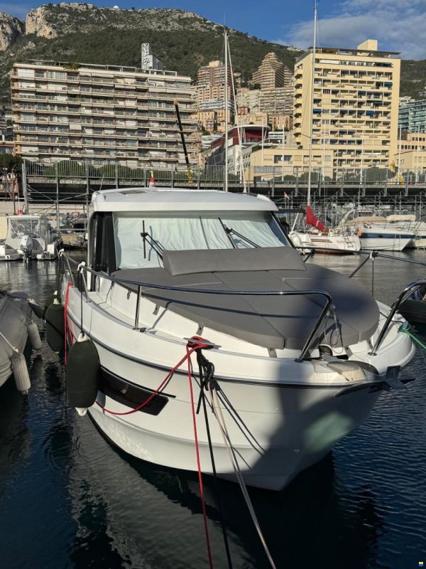 Beneteau Antares 9