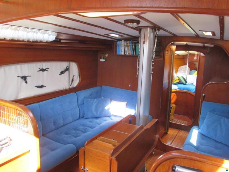 Jeremy Rogers Contessa 43