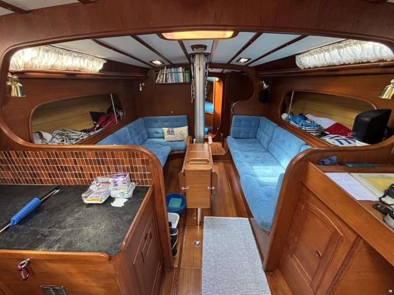 Jeremy Rogers Contessa 43