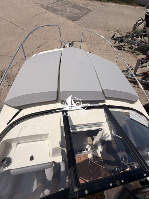 Bayliner VR 5