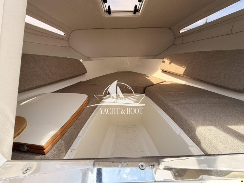 Bayliner VR 5