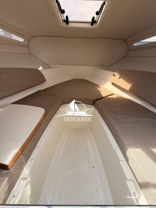 Bayliner VR 5