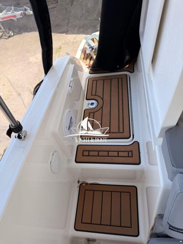Bayliner VR 5