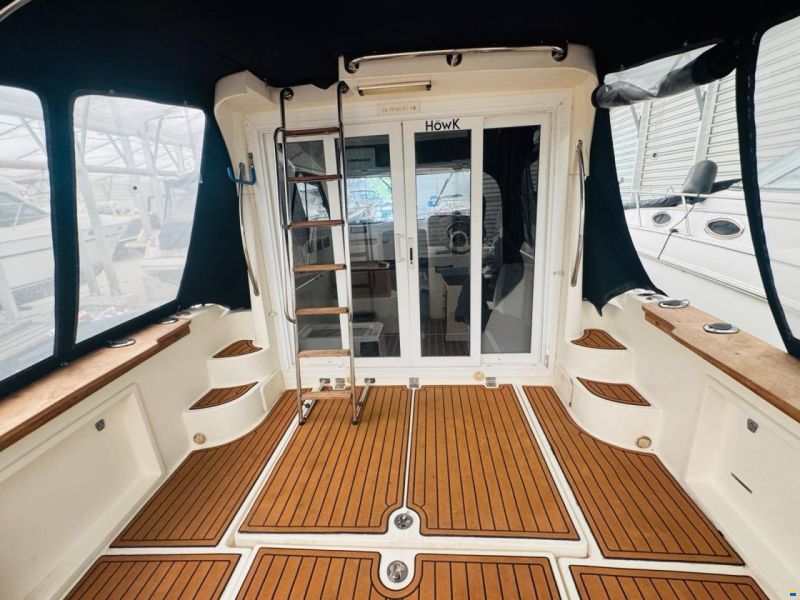 Astromar 890 Egir Flybridge