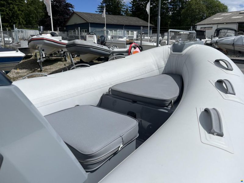 Brig F420T Falcon Tender