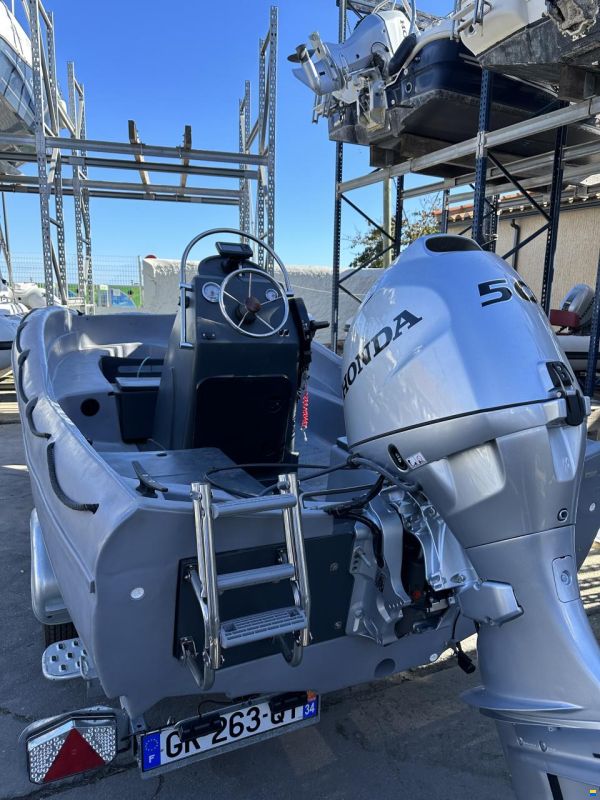 Fun Yak Fun yack 450 moteur Honda 50 cv année 20
