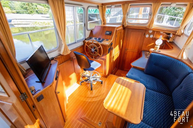 Jetten Bully 800
