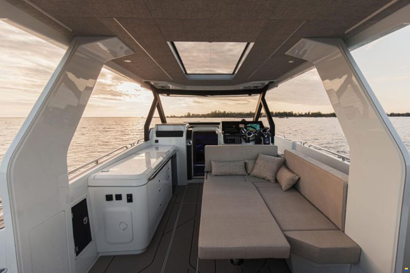 Quarken 35 Sport Tourer