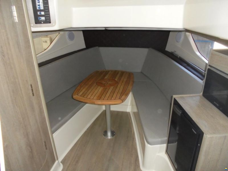Quicksilver Activ 875 Sundeck mit 400PS