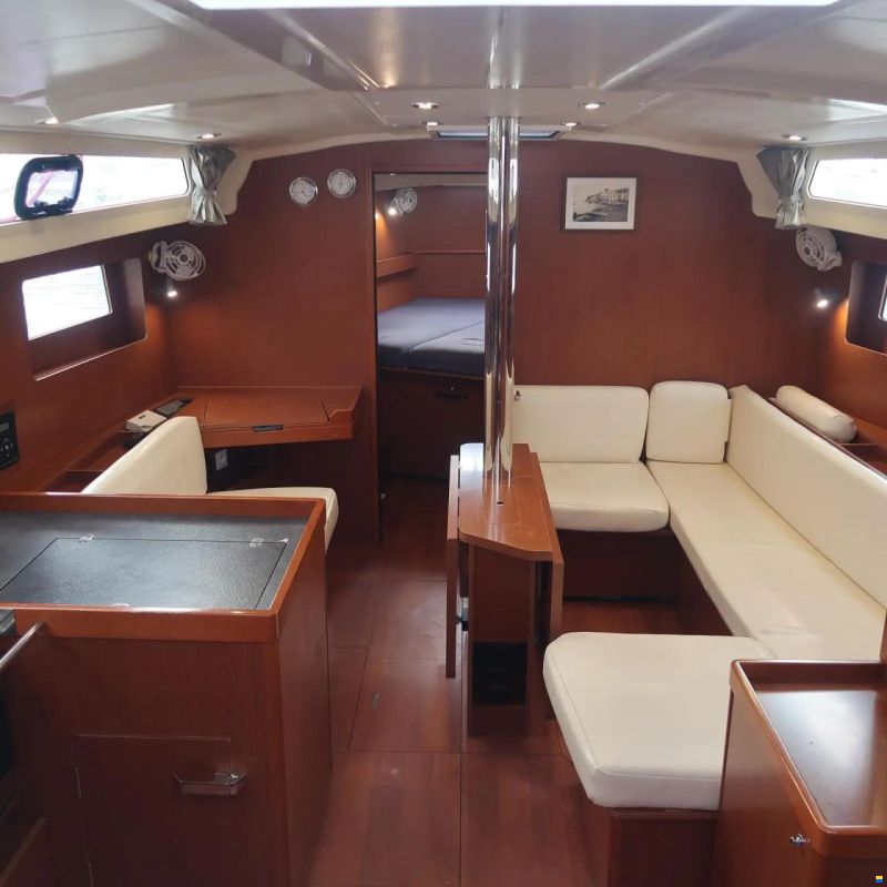 Beneteau Oceanis 41.1