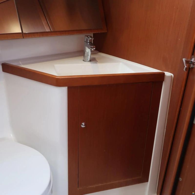 Beneteau Oceanis 41.1