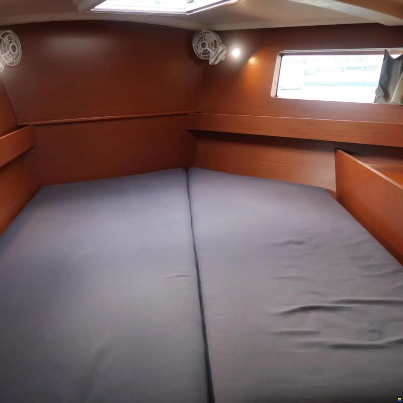 Beneteau Oceanis 41.1