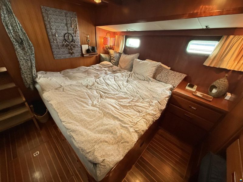 Blue ocean 50