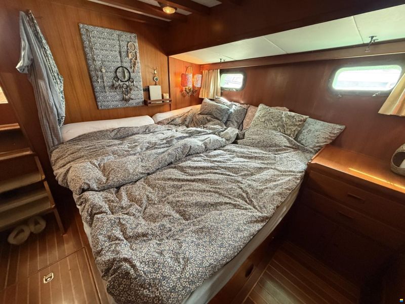 Blue ocean 50