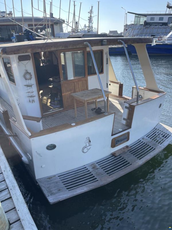 Blue ocean 50