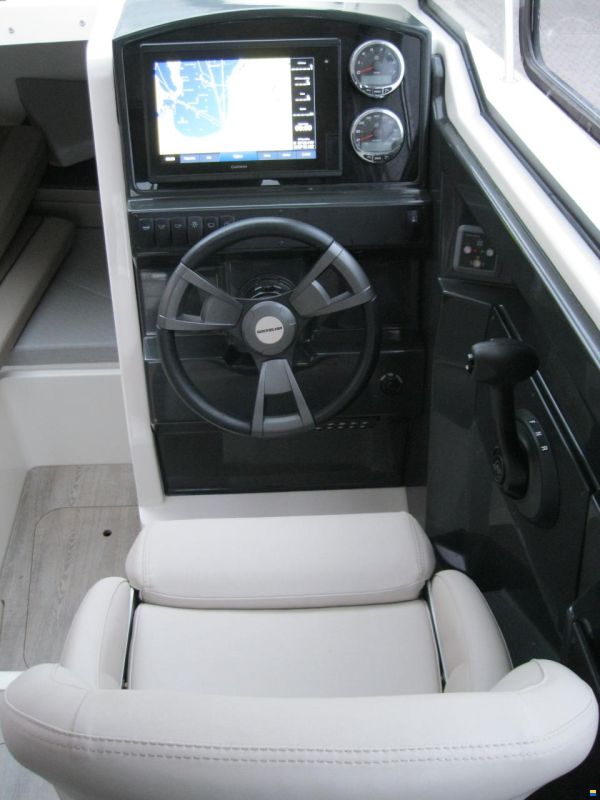 Quicksilver Activ 675 Weekender m/Mercury F150 hk XL