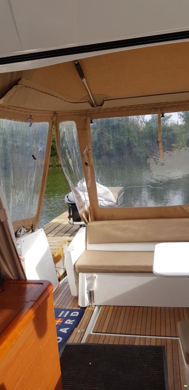 Jeanneau Merry Fisher 855