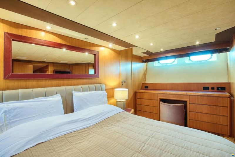 Falcon Yachts 91