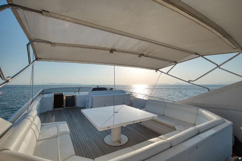Falcon Yachts 91