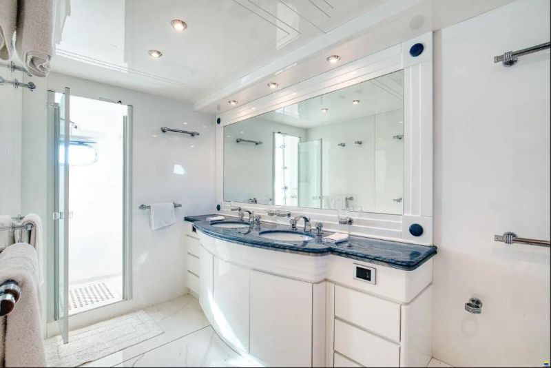 Falcon Yachts 91