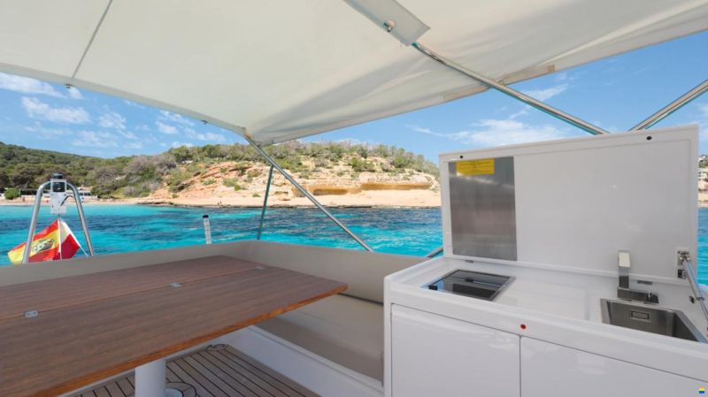 Ferretti 500