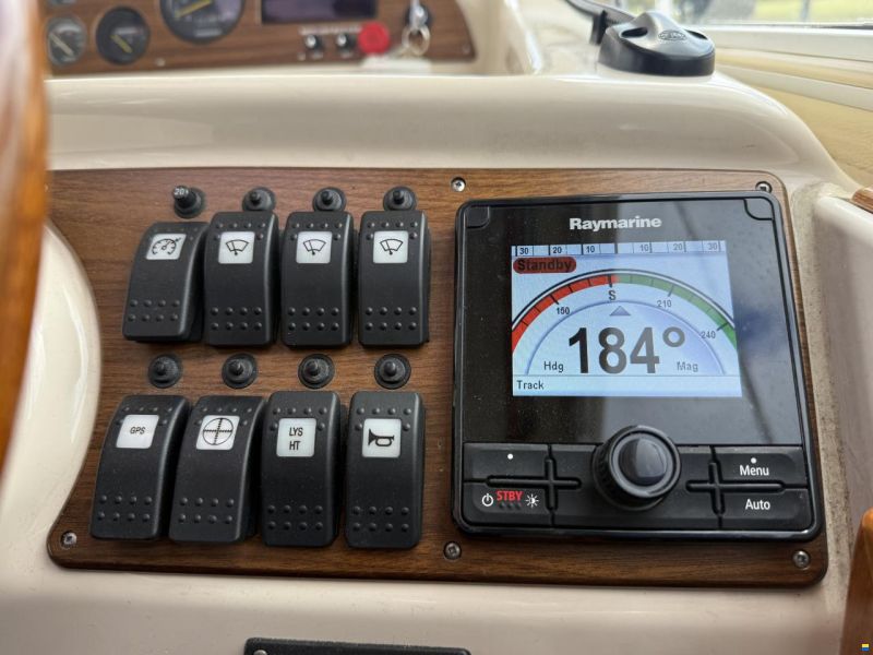 Viknes 880