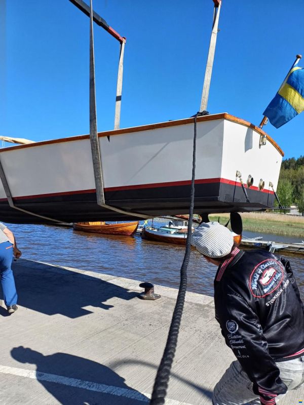 "Camilla" (Chris Craft)
