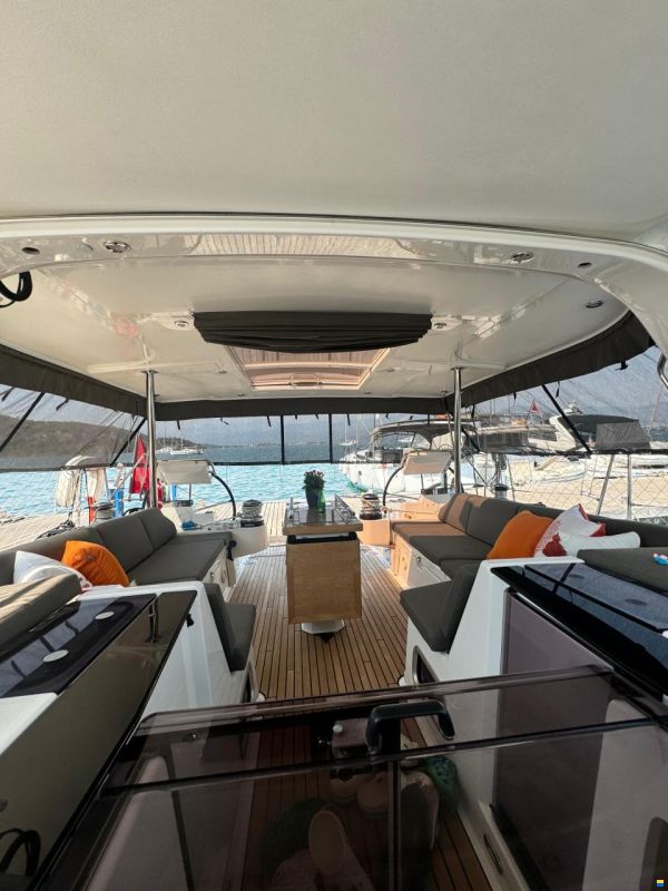 Beneteau Oceanis 55