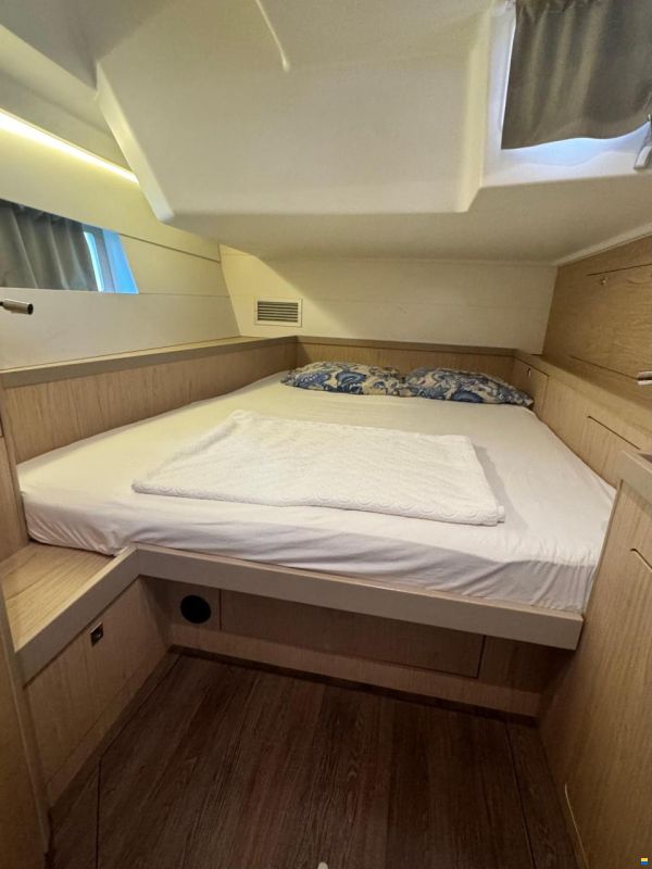 Beneteau Oceanis 55