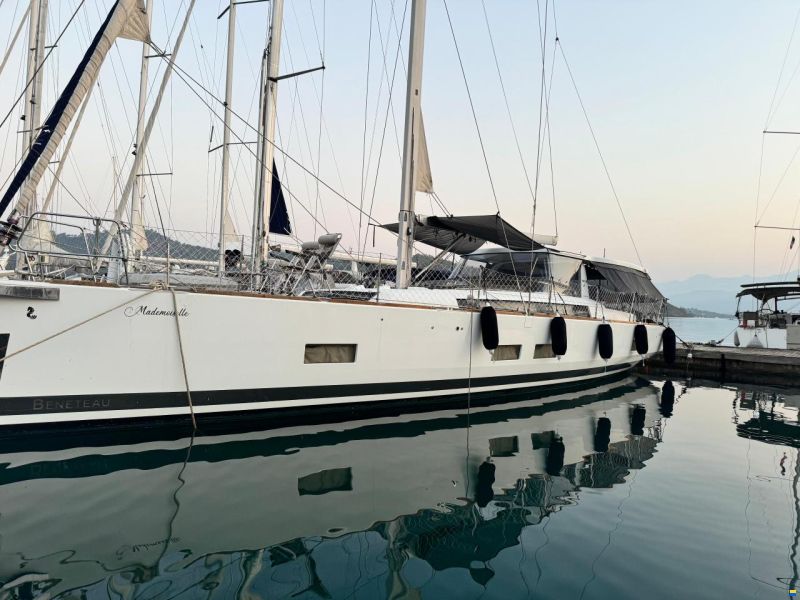Beneteau Oceanis 55