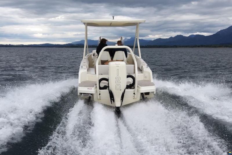 Axopar AX/E 22 Spyder