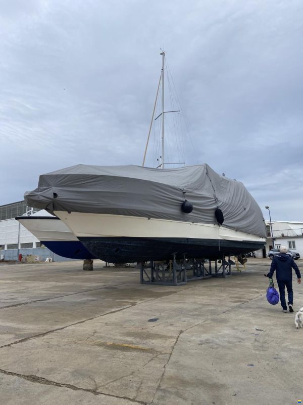 Piantoni 53 Fly