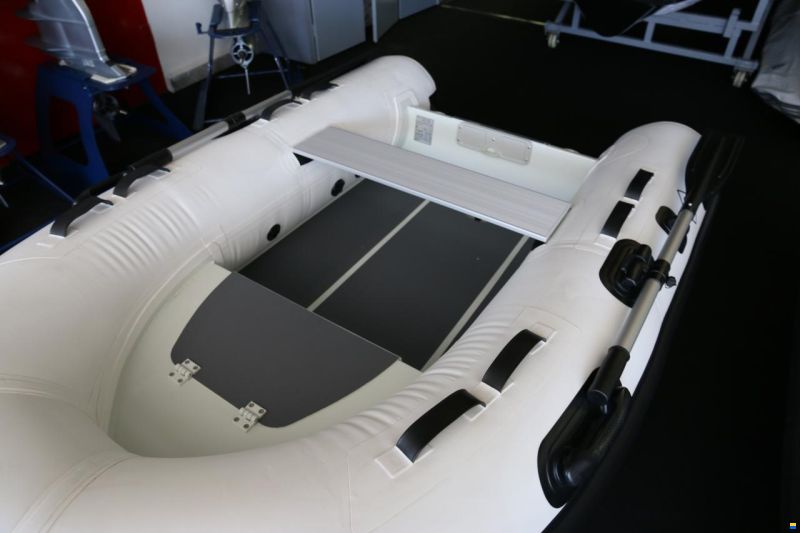 Sea Flash ALU TENDER 240