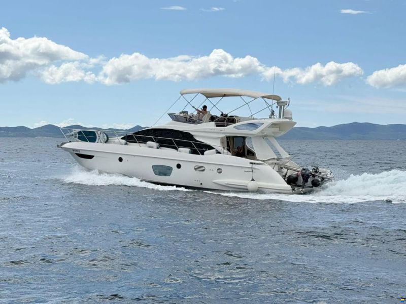 Azimut 47