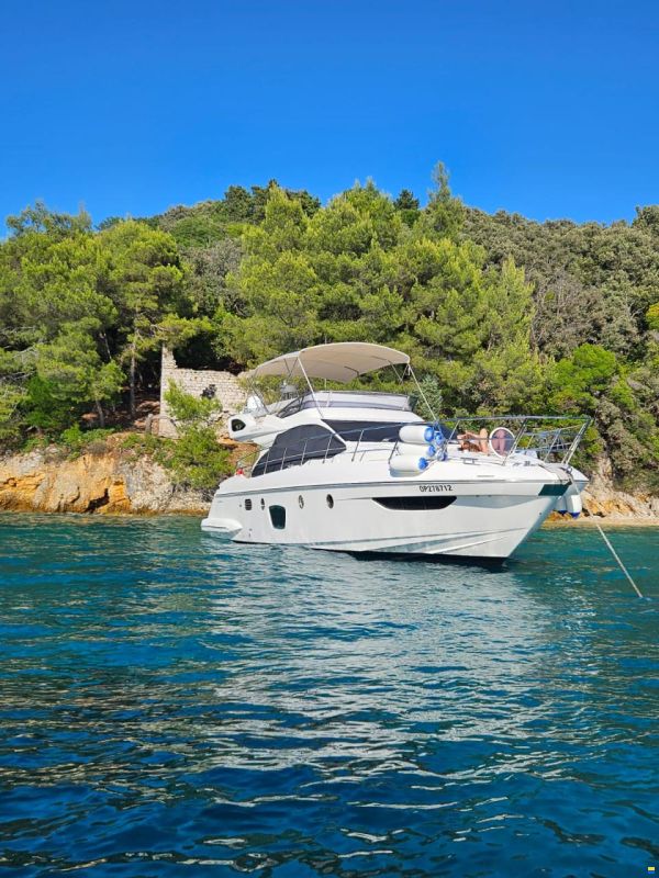 Azimut 47
