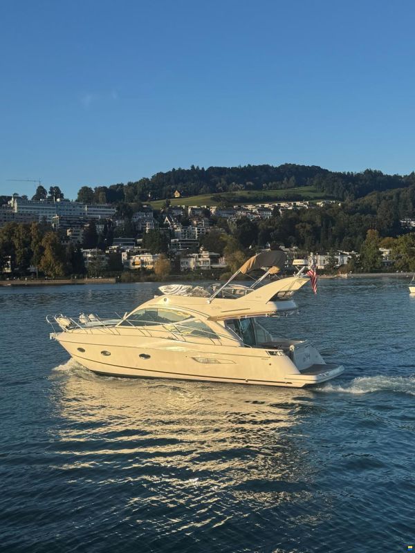 Galeon 390 Fly