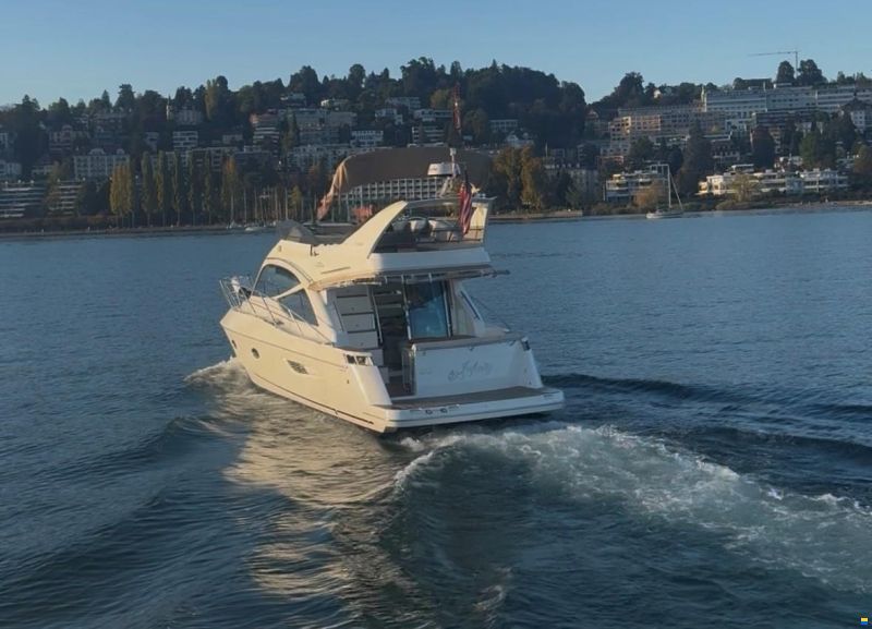 Galeon 390 Fly